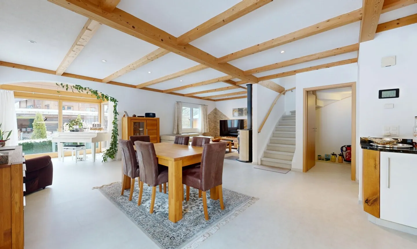 Charmantes Einfamilienhaus mit Garten - Foto 2 von 11