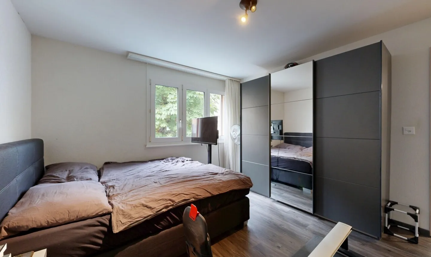 Helle 5,5-Zimmer-Wohnung mit Seeblick und Ruhe in Neuenburg - Foto 9 von 13