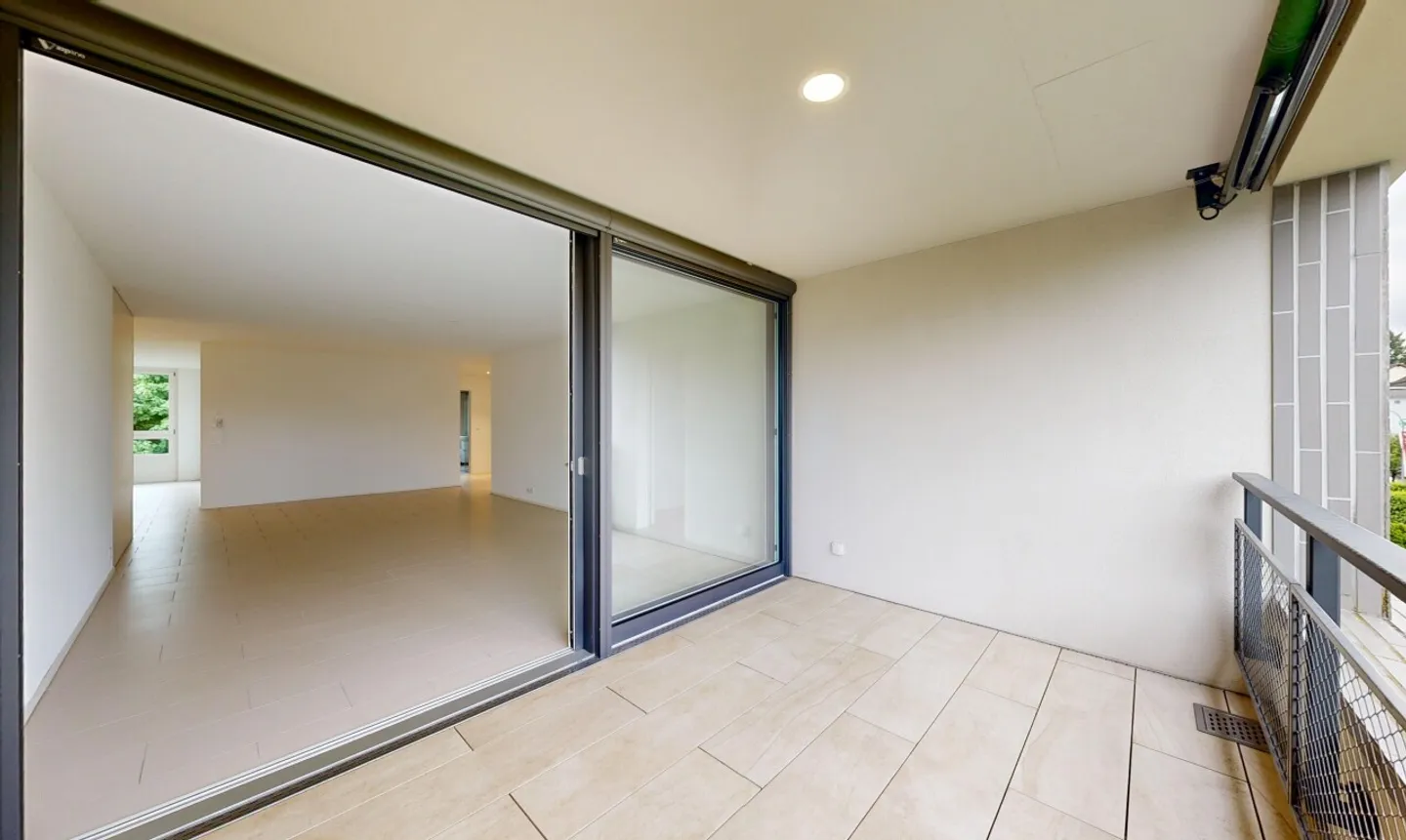 Modern 4.5-room apartment with generous living concept - Photo 10 of 11