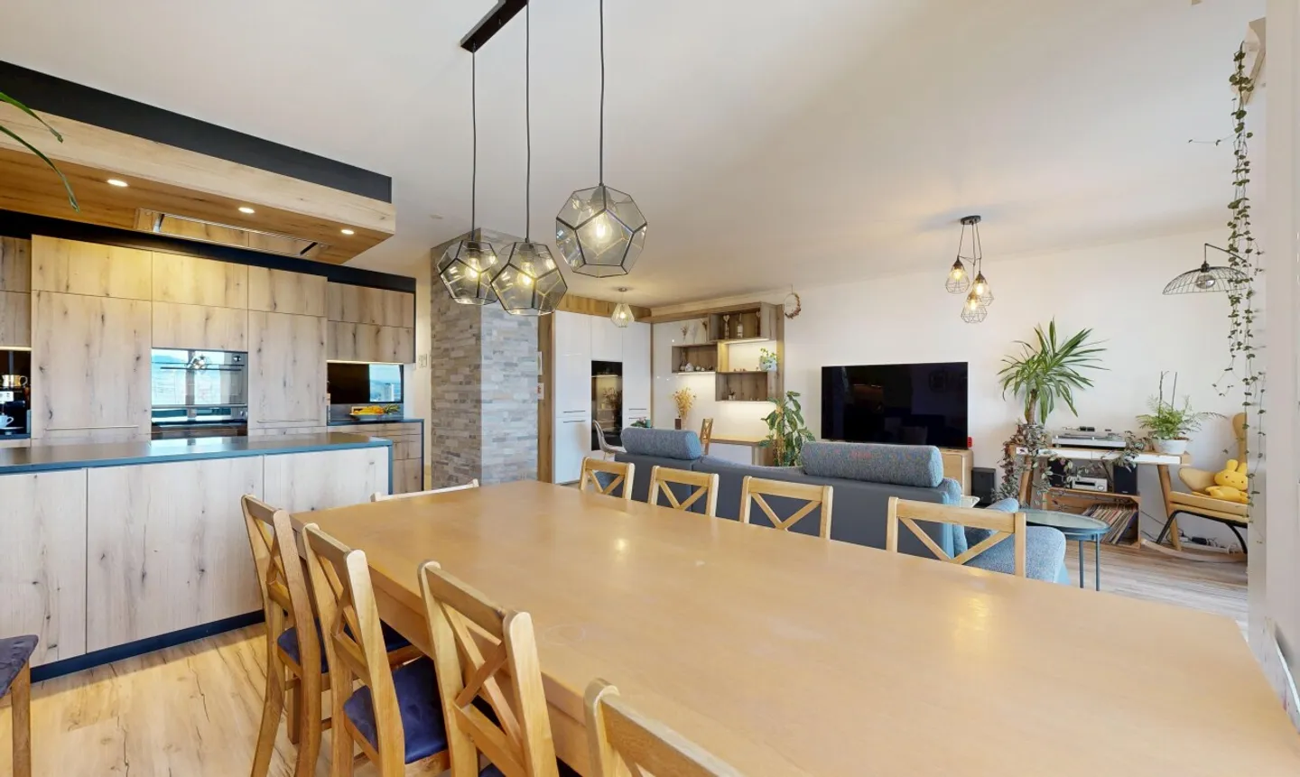 Stupendo appartamento ristrutturato di 4.5 stanze con vista lago a Montreux-Territet - Foto 7 di 11