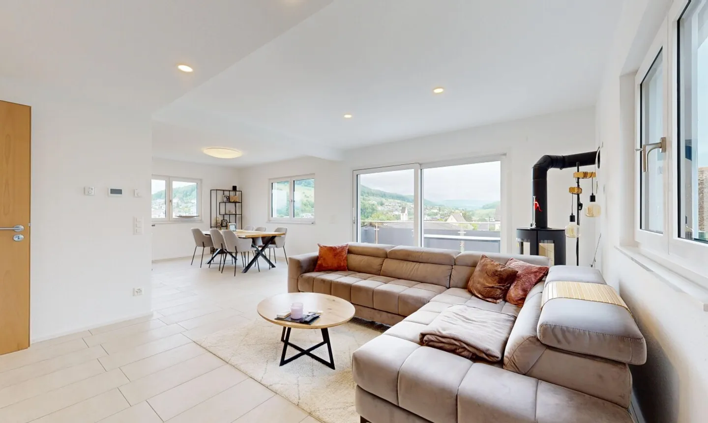 Modernes Duplex mit Weitsicht - Foto 2 von 11