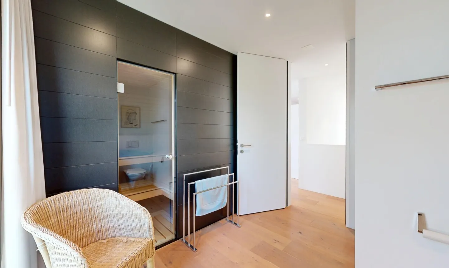 Geräumiges Einfamilienhaus in Mörschwil - Foto 12 von 13