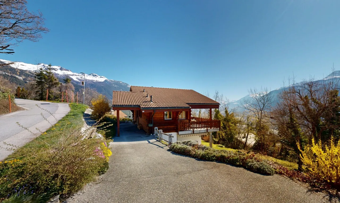 Chalet mit Bergblick - Foto 1 von 11