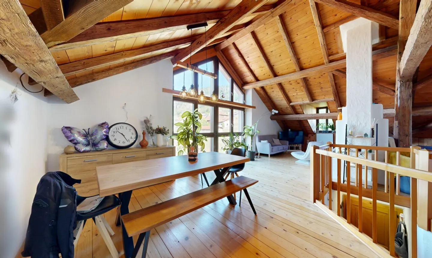 Casa di villaggio del 1850 con fascino preservato, laboratorio di 185 m² - Foto 2 di 11