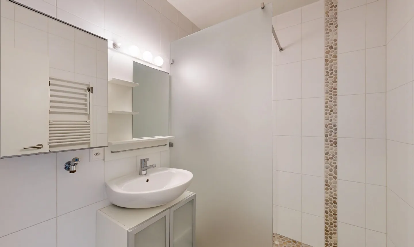 Appartamento al piano giardino 4 locali, 81 m², Casatax, nel cuore di un quartiere tranquillo - Foto 9 di 11