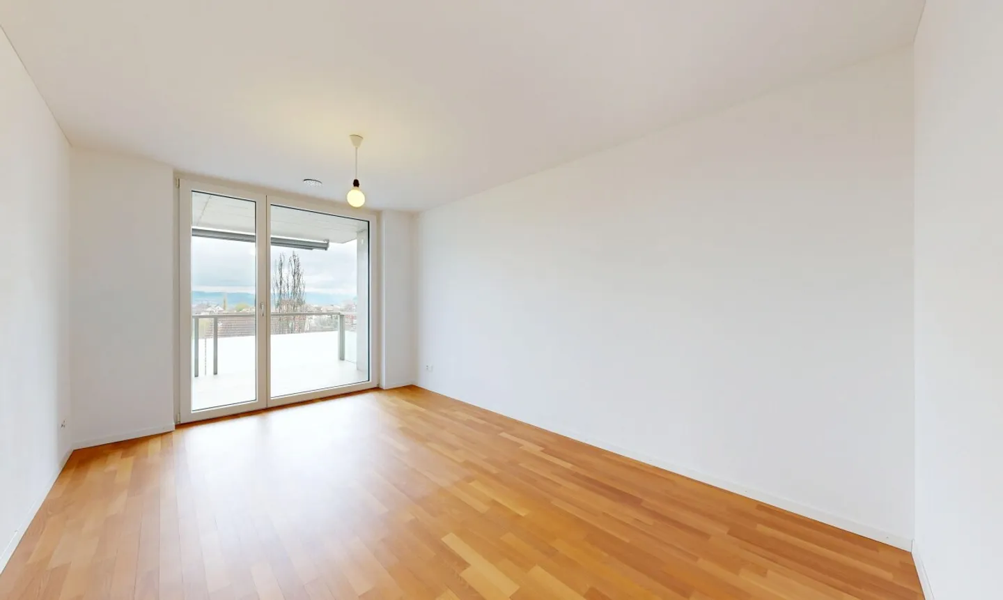 Modernes Apartment mit Balkon - Foto 9 von 11