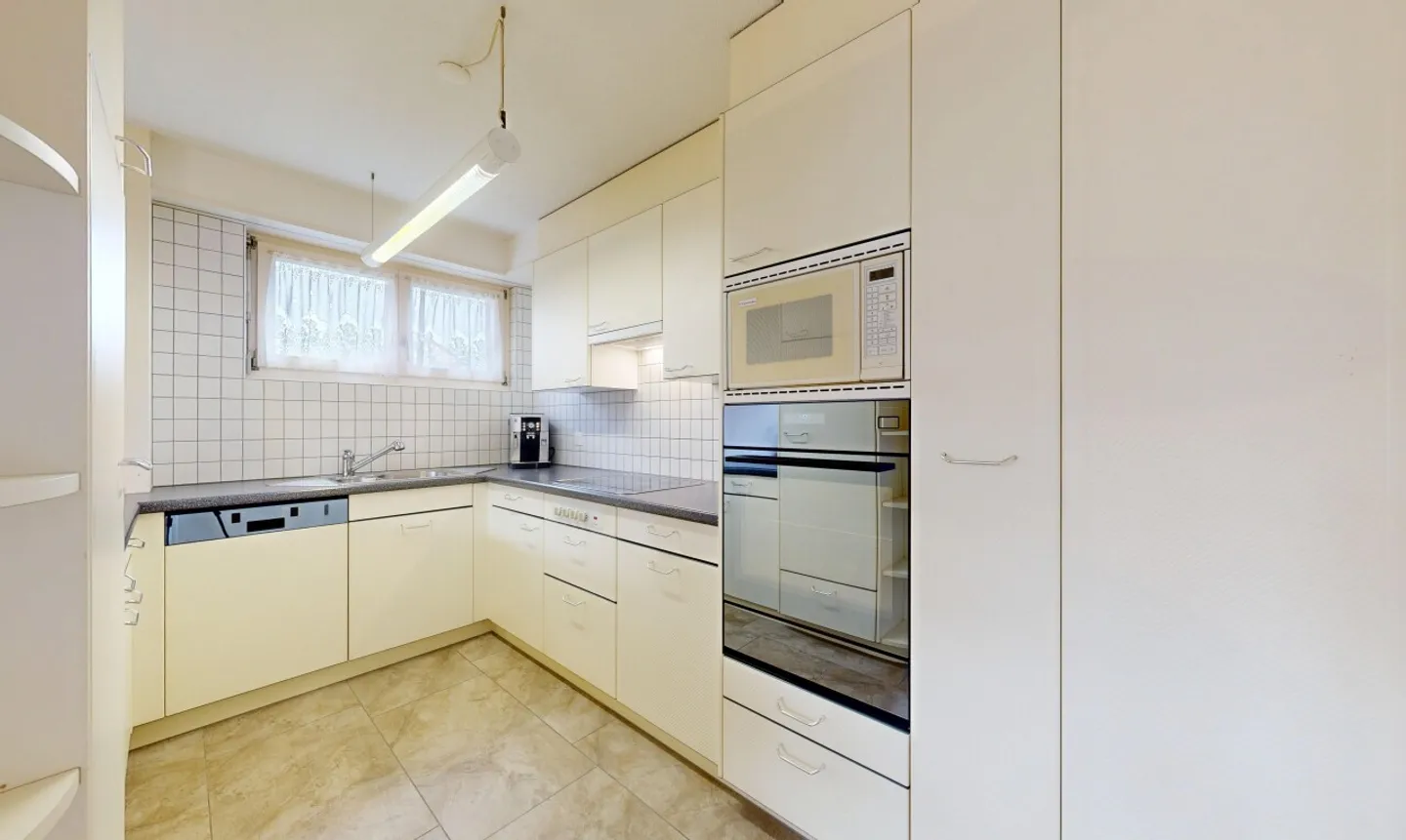 Maison lumineuse de 7 pièces avec jardin, poêle suédois et beaucoup d'espace - Photo 8 sur 11