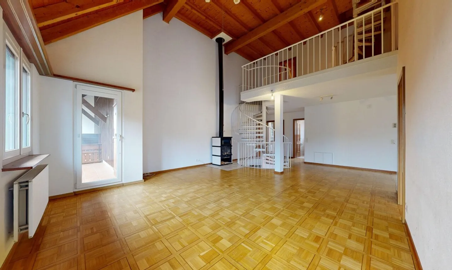 Geräumiges Doppelhaus mit Garten - Foto 1 von 11