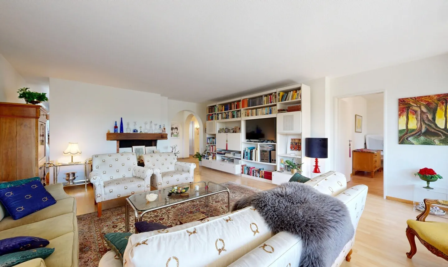 Appartement central de 4,5 pièces avec vue - Photo 3 sur 11