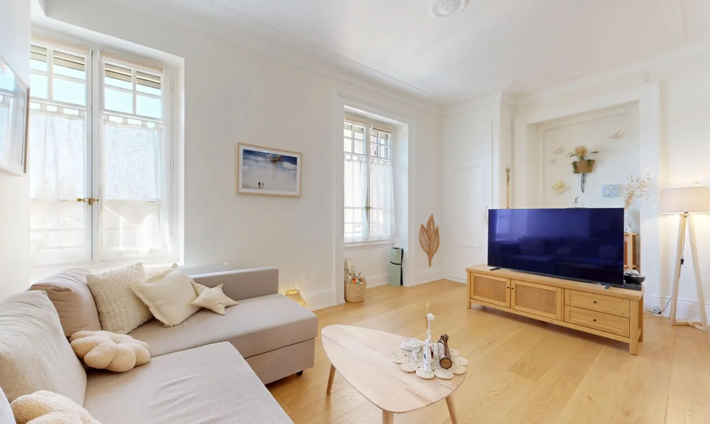 Charming character apartment in Chêne-Bourg - Photo 2 of 11