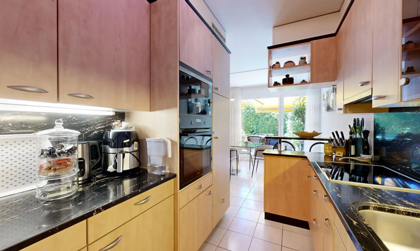 Appartement Charmant avec Jardin - Photo 3 sur 11