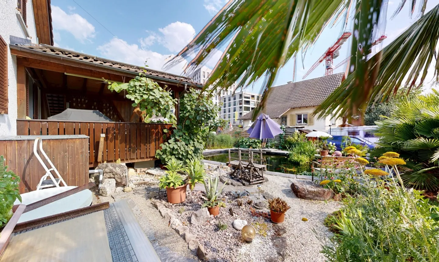 Charming 4 Room House with Generous Outdoor Area in Unterkulm - Photo 10 of 11