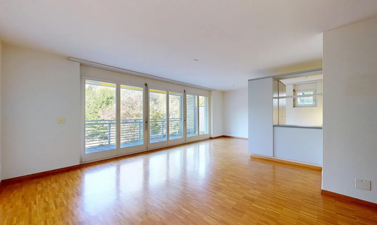 Appartement Charmant avec Potentiel - Photo 4 sur 11