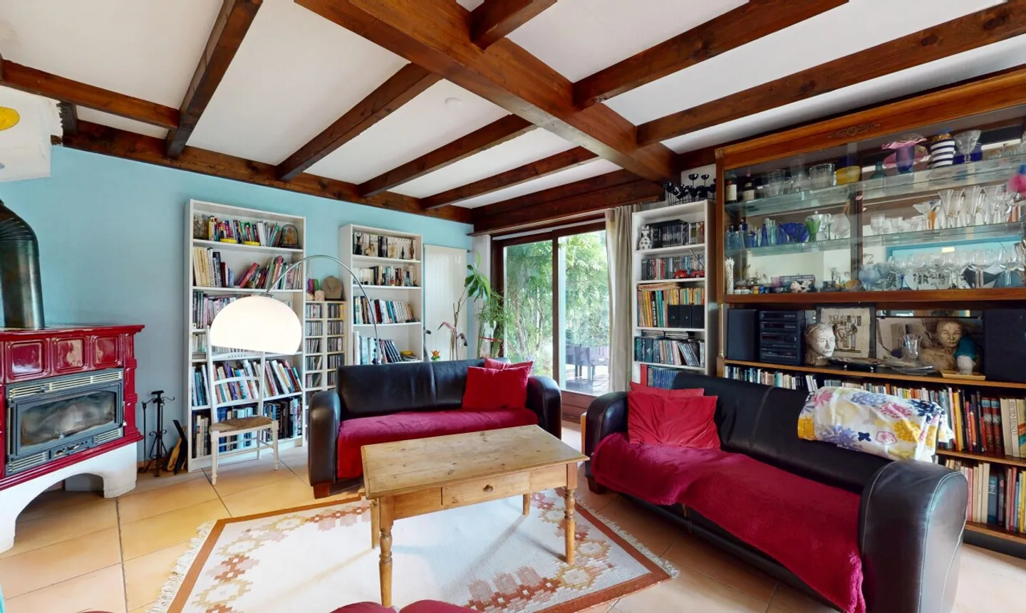 Superb individual villa located in a peaceful neighborhood - Photo 7 of 13