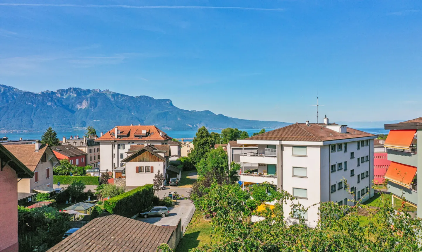 Appartamento nuovo con grande balcone soleggiato - Foto 12 di 13