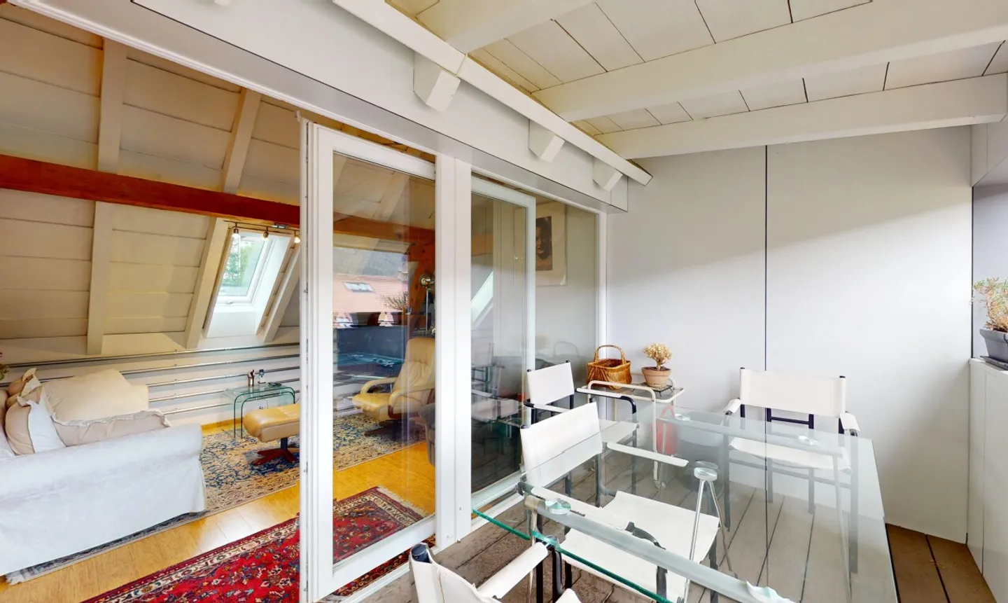 Einzigartige private Residenz in St-Imier - Selbsttragende Investition - Foto 8 von 11