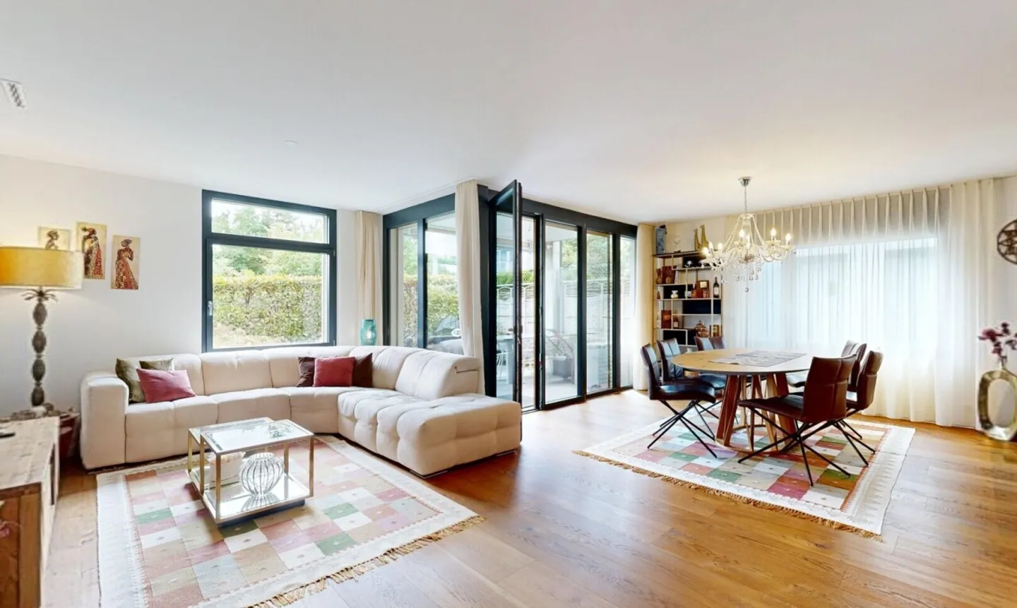 Elegant 3.5-room garden apartment on two floors - Photo 1 of 11