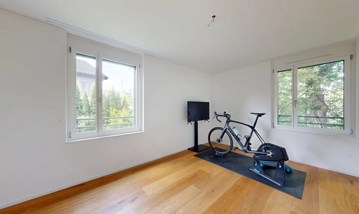 Modern new apartment in family-friendly location of Uster - Photo 8 of 11