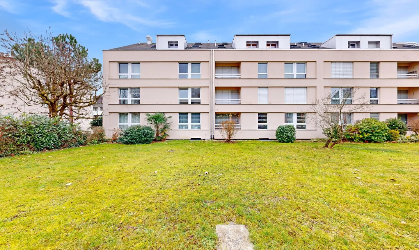 Appartamento attraente di 2,5 stanze in una posizione centrale - Foto 2 di 11