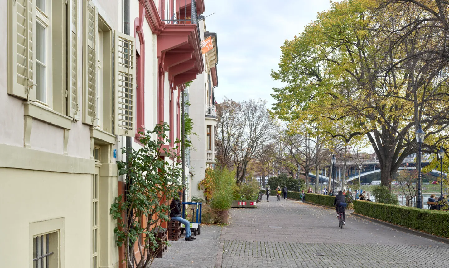 Exclusive Living on the Rhine with Views of Basel Minster - Photo 4 of 11