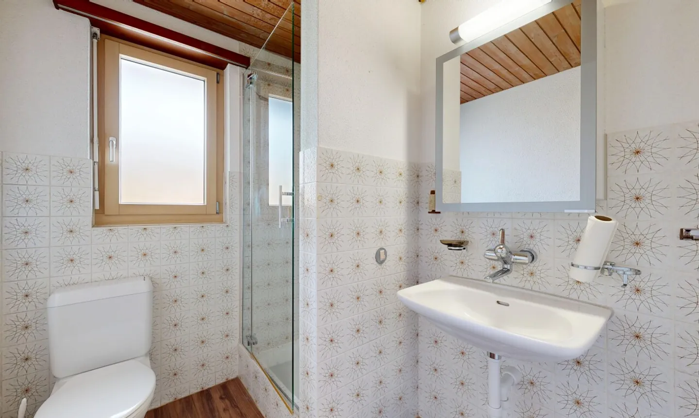Geräumiges Familienhaus mit Flexibilität - Foto 9 von 11