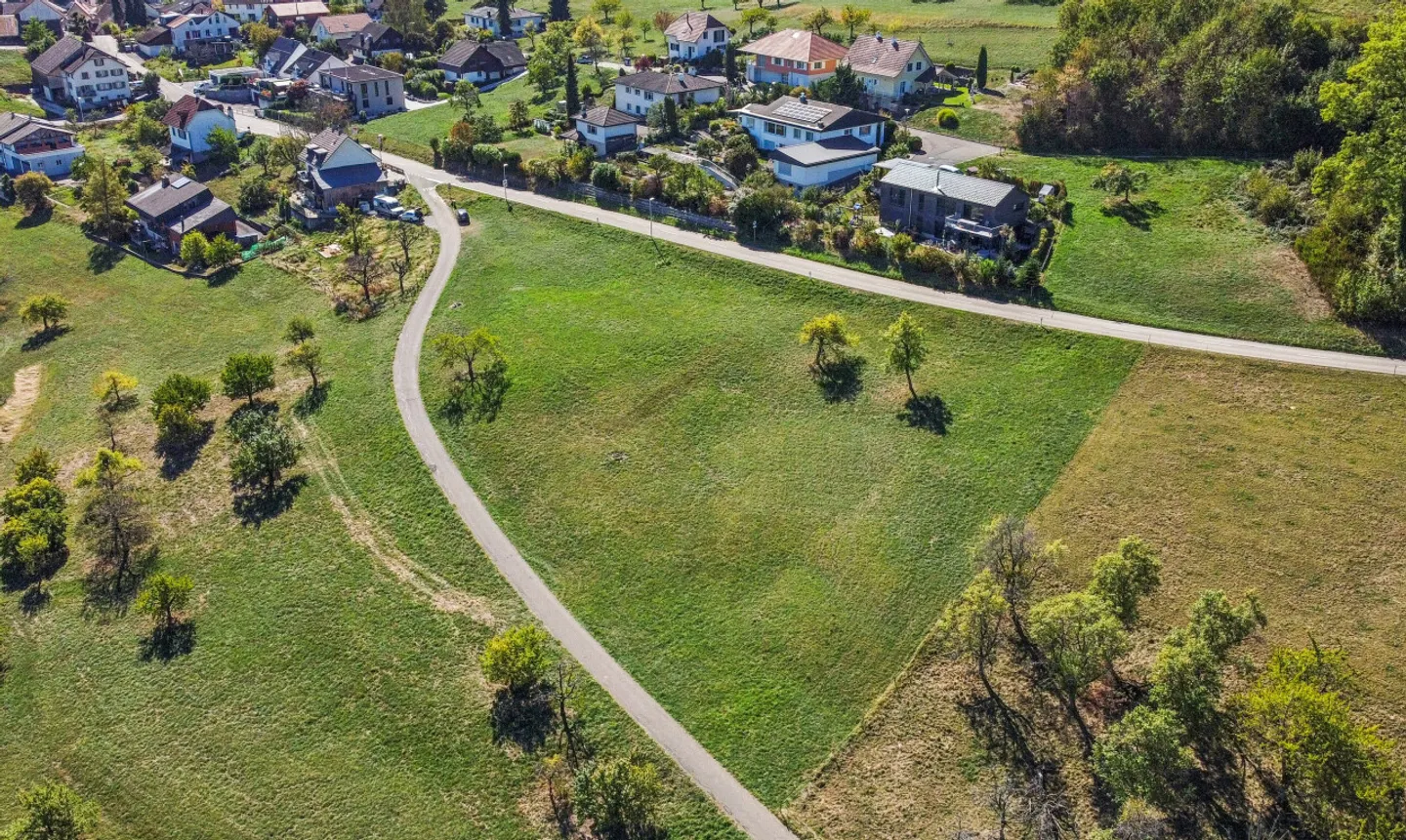 Spacious Building Land with Attractive Development Potential - Photo 3 of 11