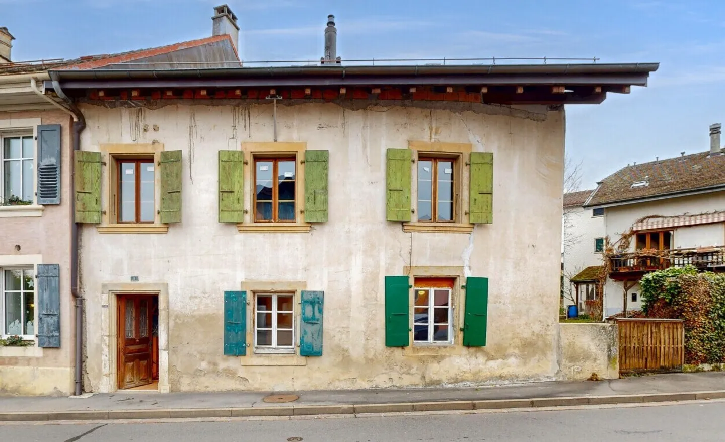 Charmante maison villageoise à rénover au cœur d'Etoy - Foto 3 di 11