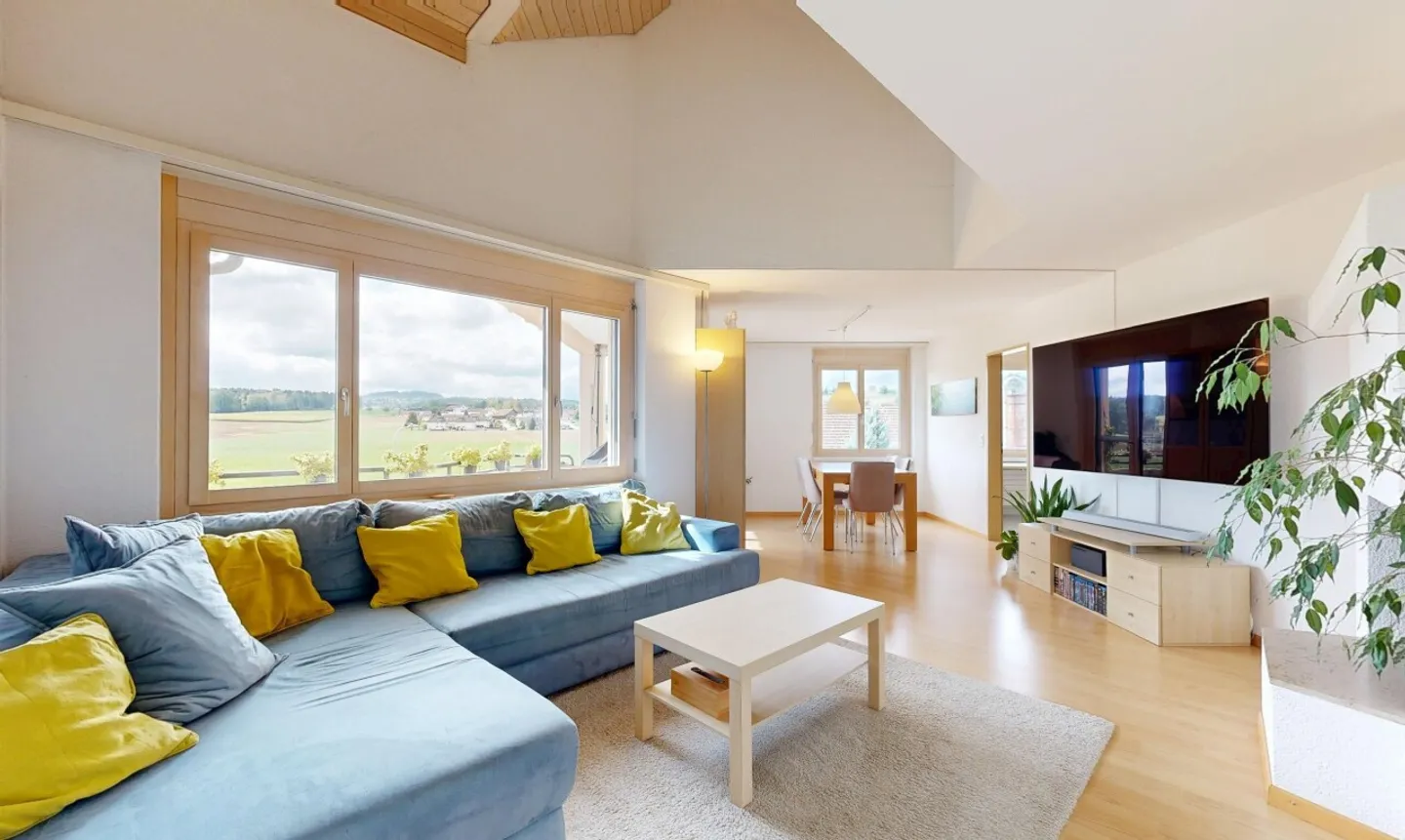 Schöne 6,5-Zimmer-Maisonette-Dachwohnung mit Terrassen und Aussicht - Foto 1 di 11