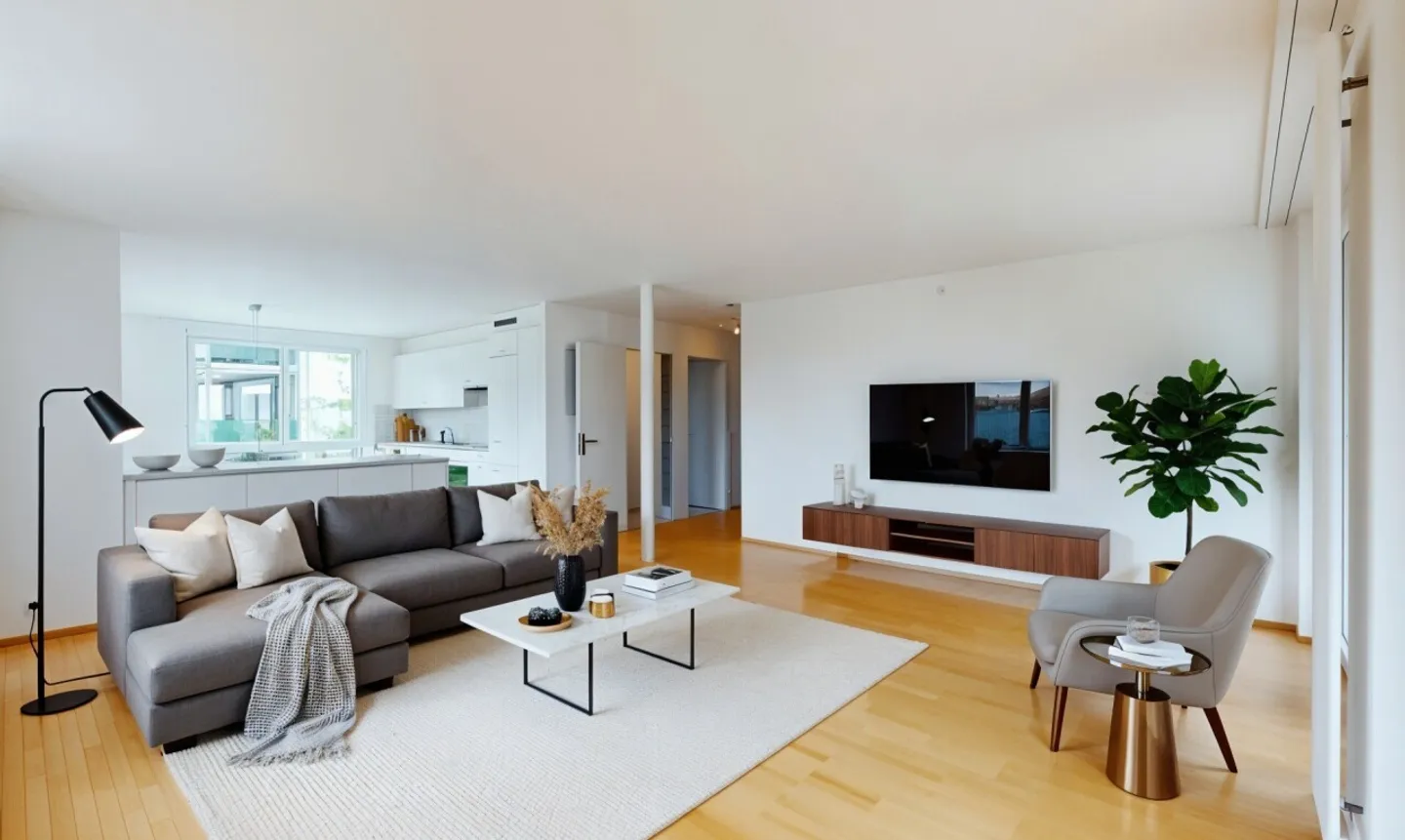 Helle 4.5-Zimmer Wohnung mit Balkon - Foto 1 von 13