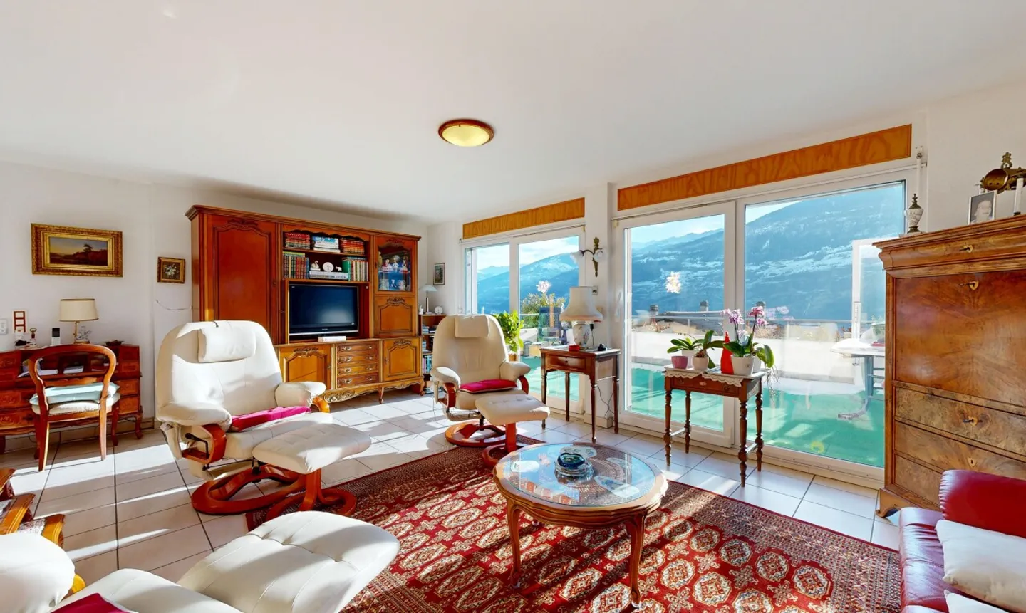 Appartamento luminoso con terrazza di 126 m² con giardino d'inverno + garage - Foto 3 di 11