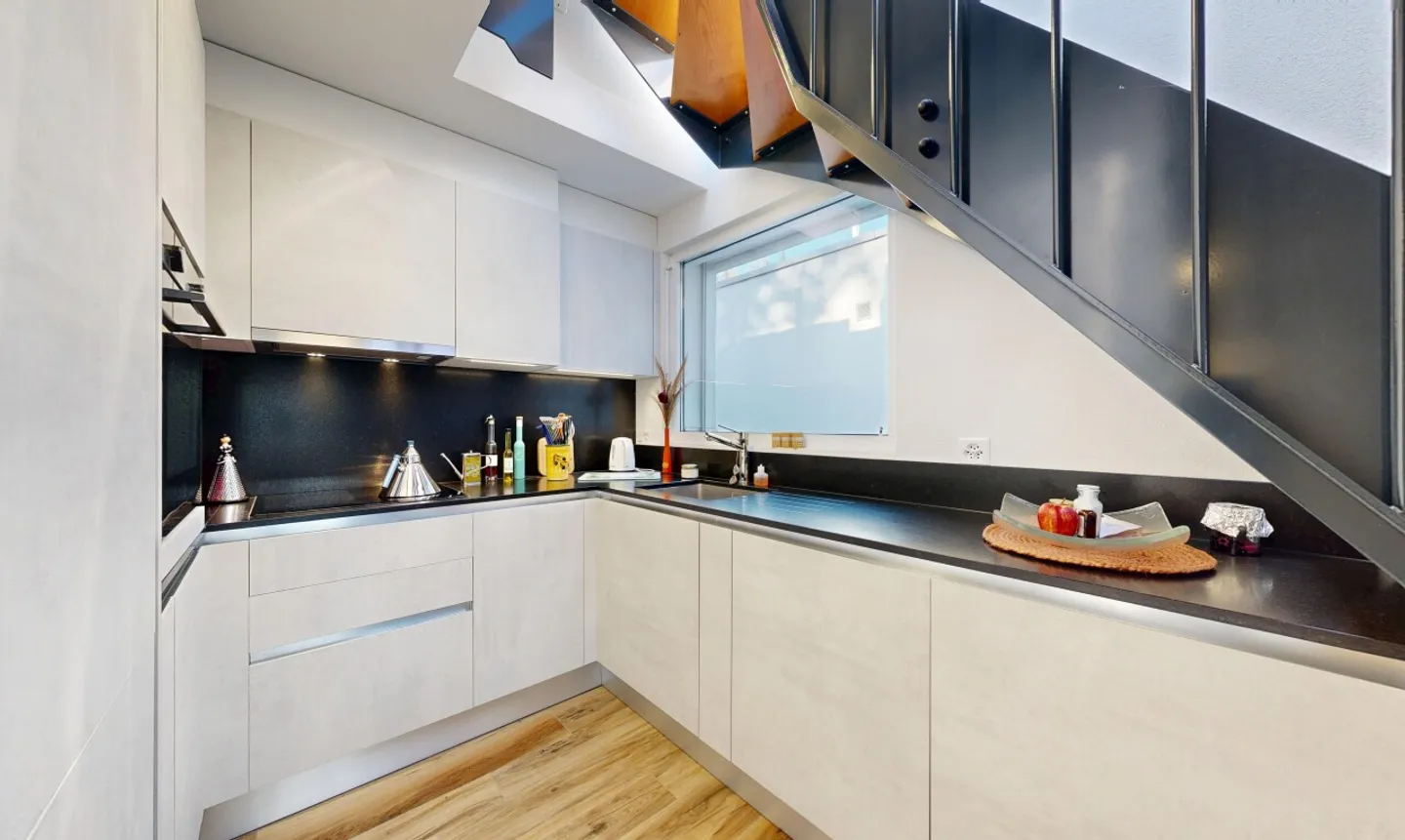 Elegante appartamento di 4,5 stanze, luce e vista mozzafiato - Foto 5 di 11