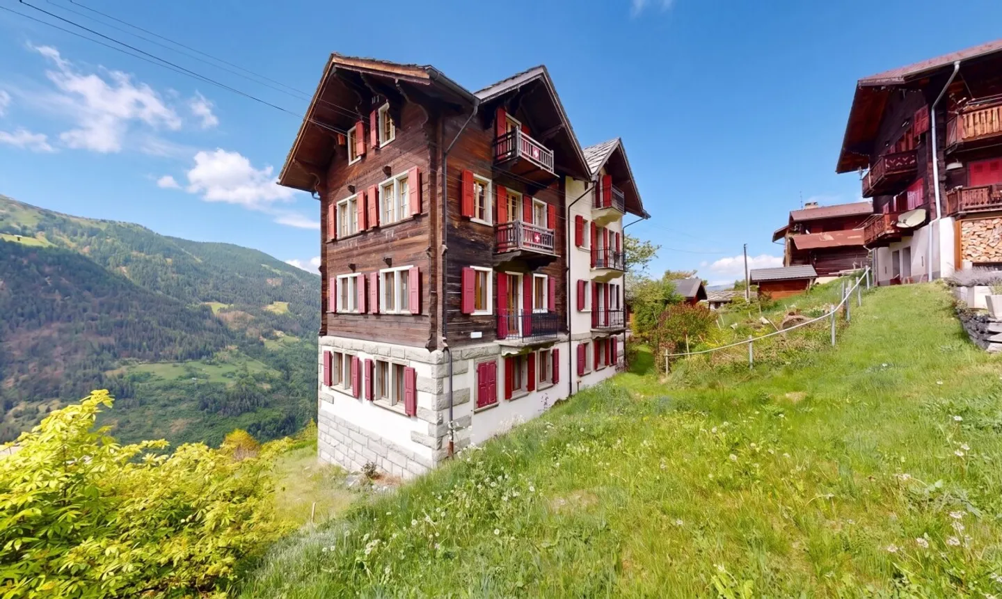 Duplex avec potentiel locatif - Photo 1 sur 11