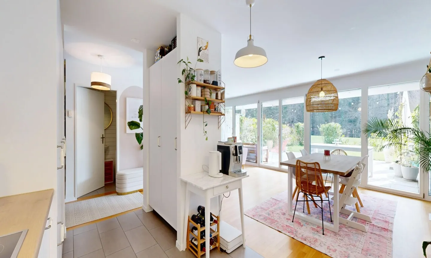 Magnificent contemporary duplex with terrace, garden & green setting - Photo 9 of 11