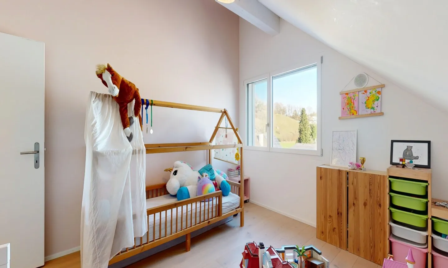 Single-family house with wellness area, garden & high-quality expansion - Photo 10 of 11