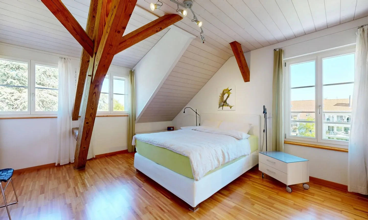 Penthouse spacieux et charmant avec grand balcon - Photo 8 sur 11