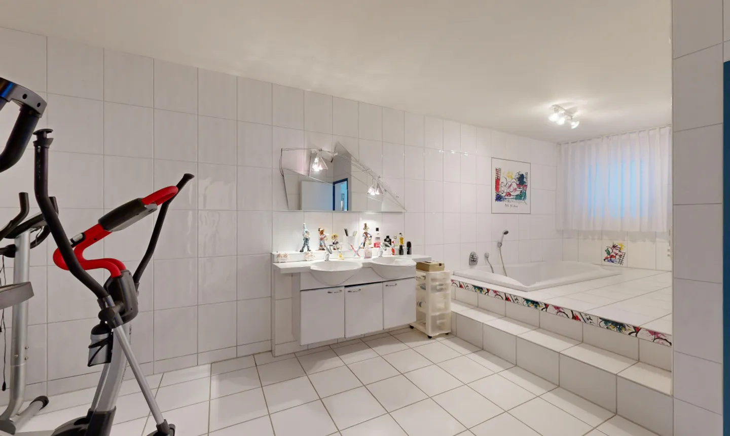 Casa unifamiliare con architettura unica e vista mozzafiato - Foto 11 di 13