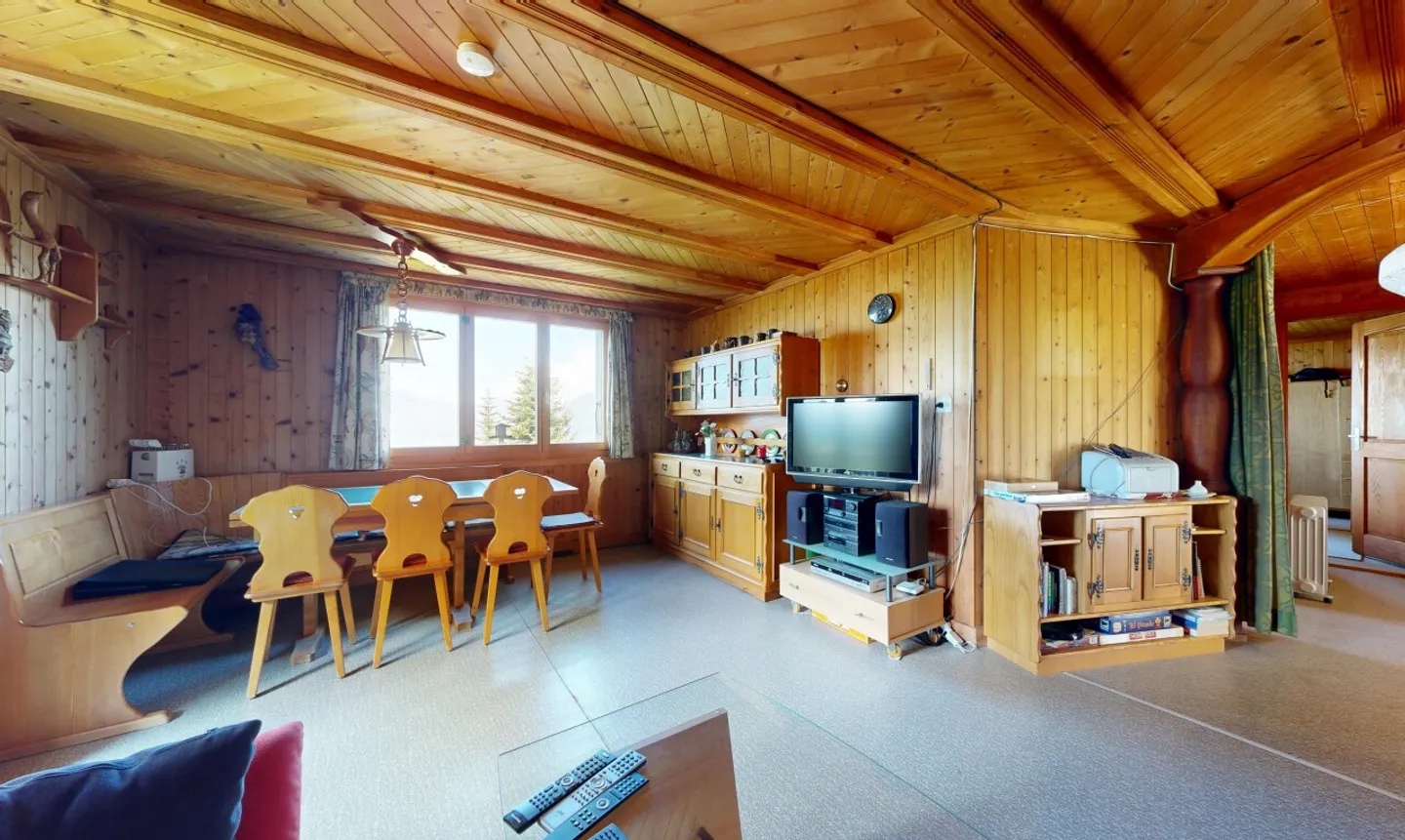 Authentic chalet with great potential – Les Giettes (1871) - Photo 7 of 11