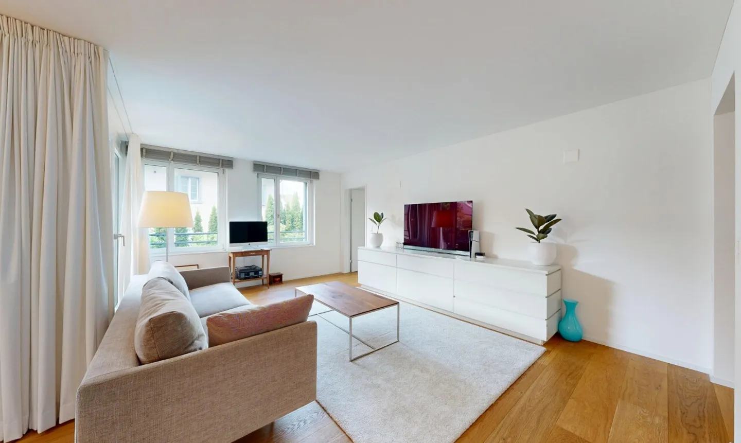 Modern new apartment in family-friendly location of Uster - Photo 3 of 11