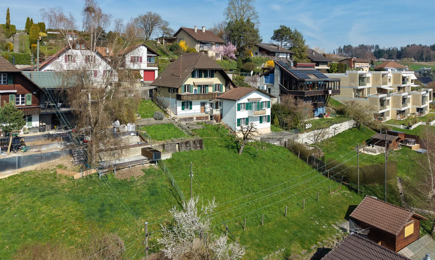 Vielseitiges Duplex mit herrlicher Aussicht - Foto 1 von 11