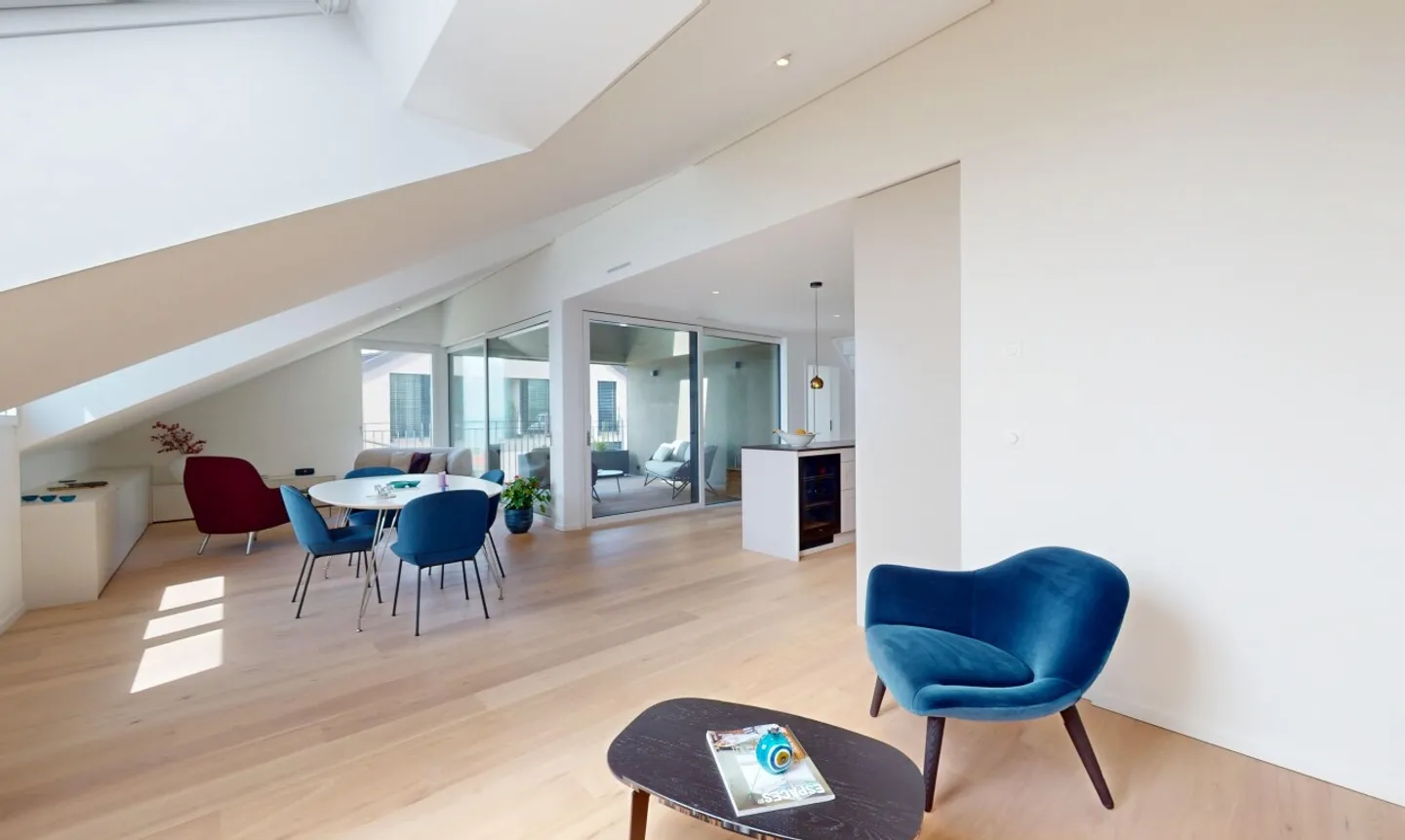 Stunning penthouse duplex with terrace and panoramic view - Photo 8 of 11