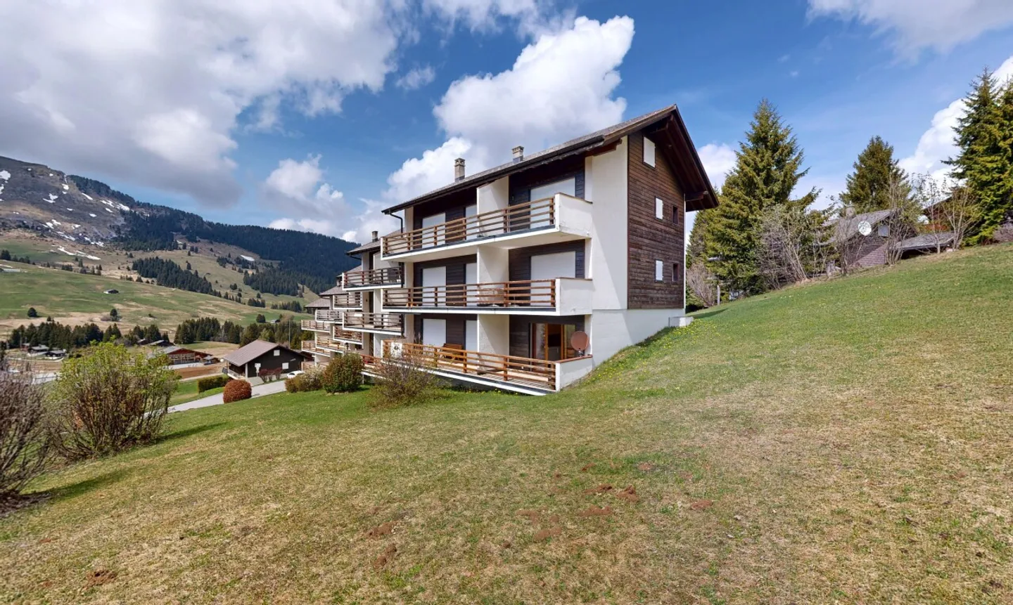 Exclusive: studio with balcony and 4 sleeping places - Photo 1 of 11