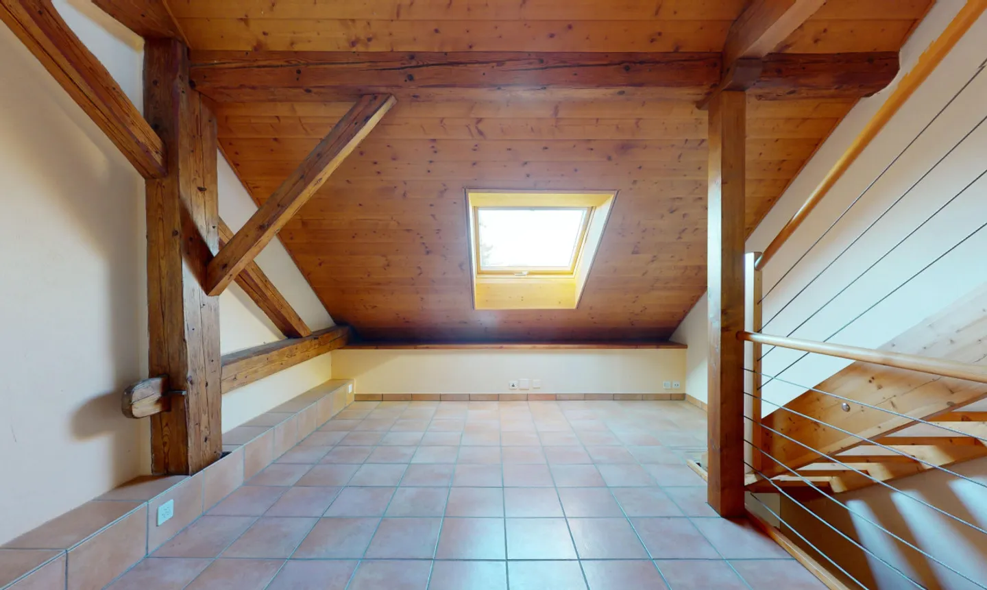 Wohnung + unabhängiges Büro in Ursins! - Foto 8 von 13