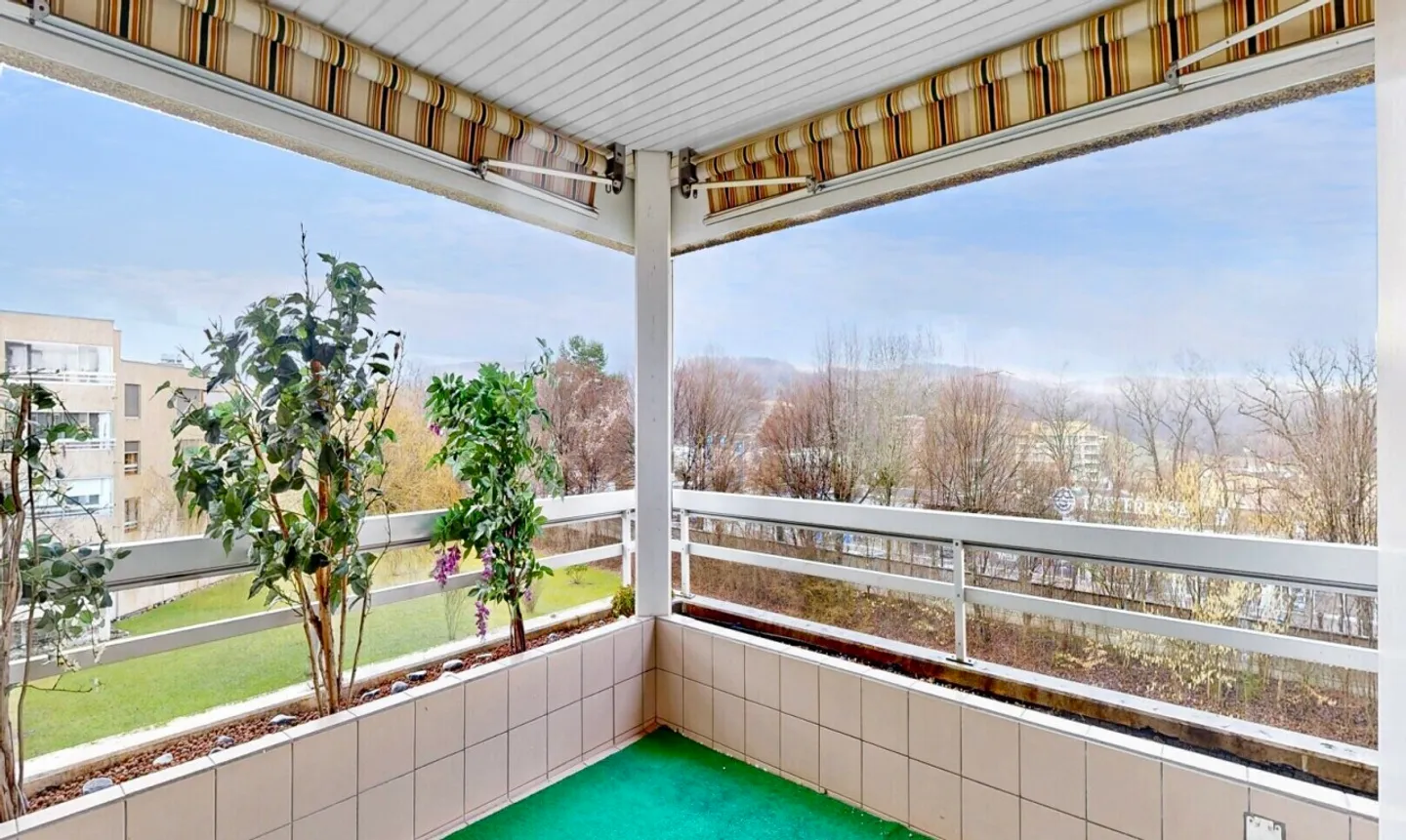 Luminoso appartamento di 4.5 stanze nel cuore di Marly: calma e panorama - Foto 7 di 11