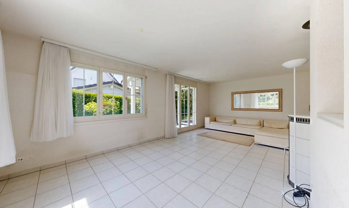 Wohnen mit Lebensqualität - 6.5-Zimmer-Einfamilienhaus in Sirnach - Photo 3 sur 11