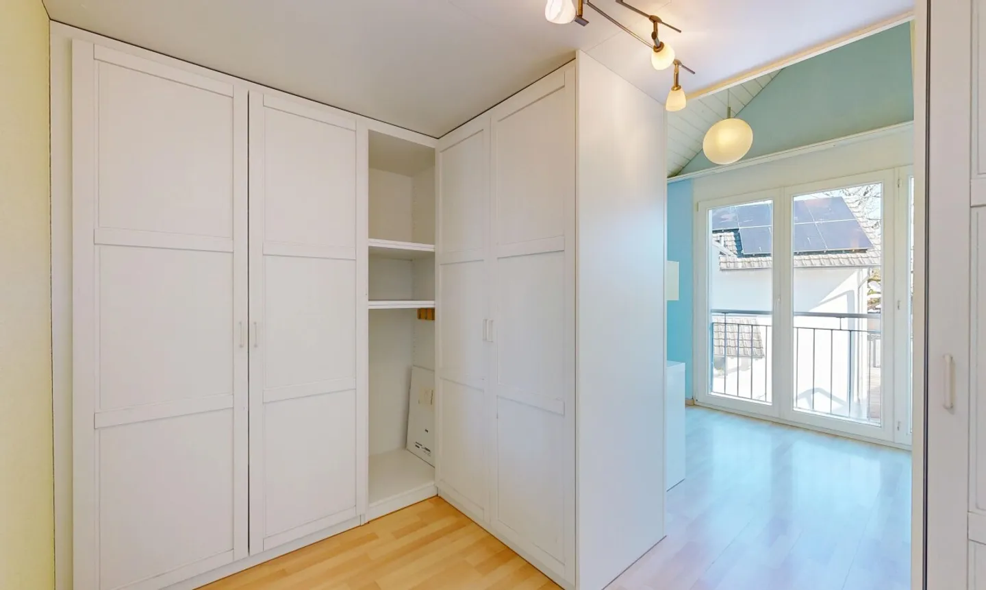 Sunny Family Happiness: 6.5-Room Single-Family House in a Nature-Friendly Location - Photo 12 of 13