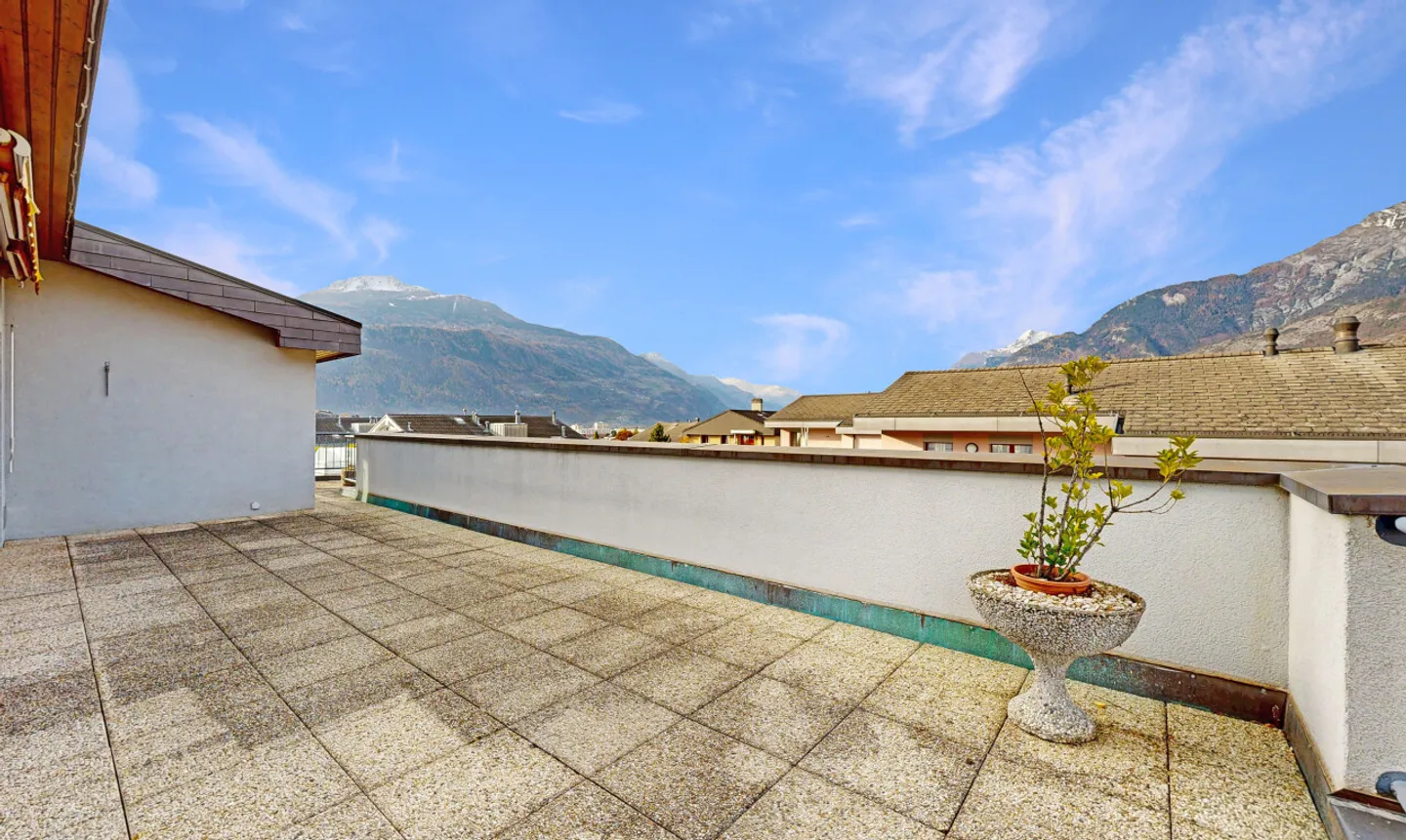 Conthey - 4 camere in mansarda - Terrazze generose - Foto 11 di 13