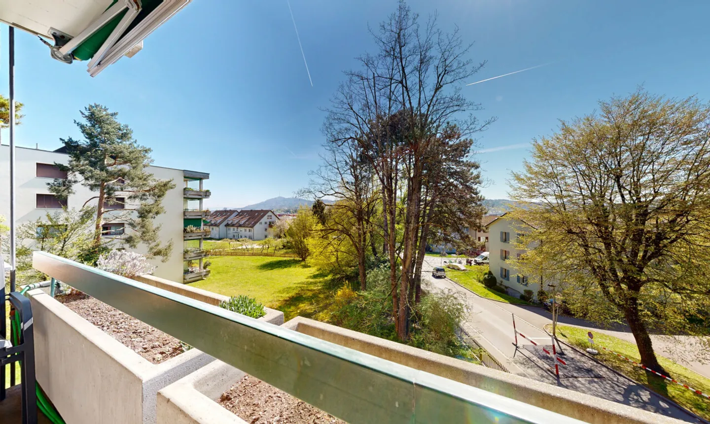 Charmante Wohnung mit Aussicht - Foto 2 von 11