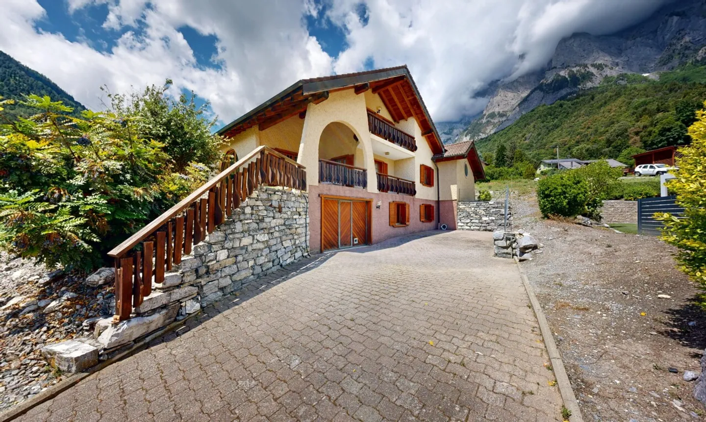 Villa spacieuse à Chamoson - Photo 2 sur 11