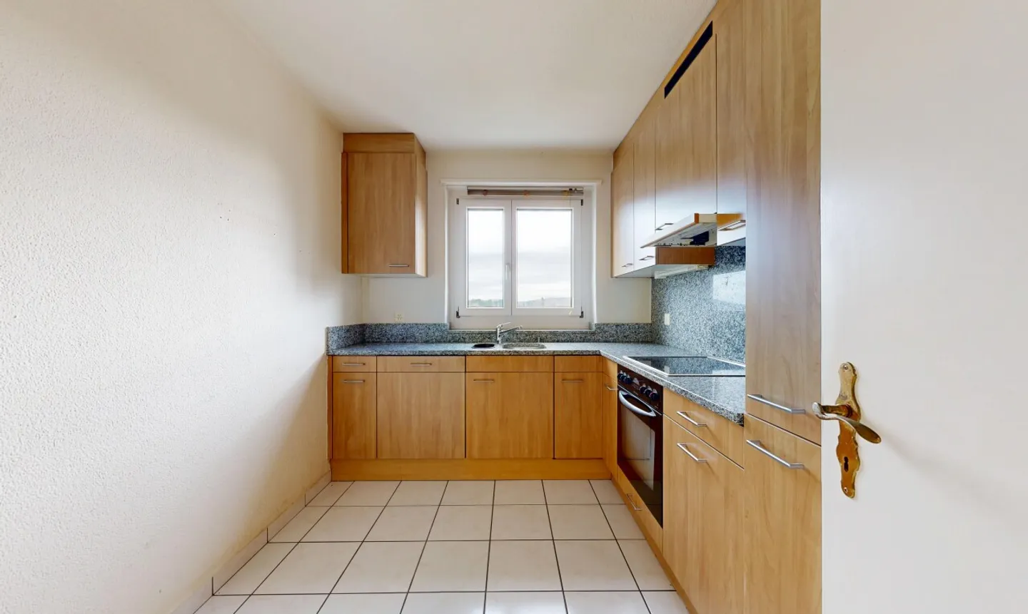 Helle 4-Zimmer-Wohnung mit Aussicht - Foto 3 von 11