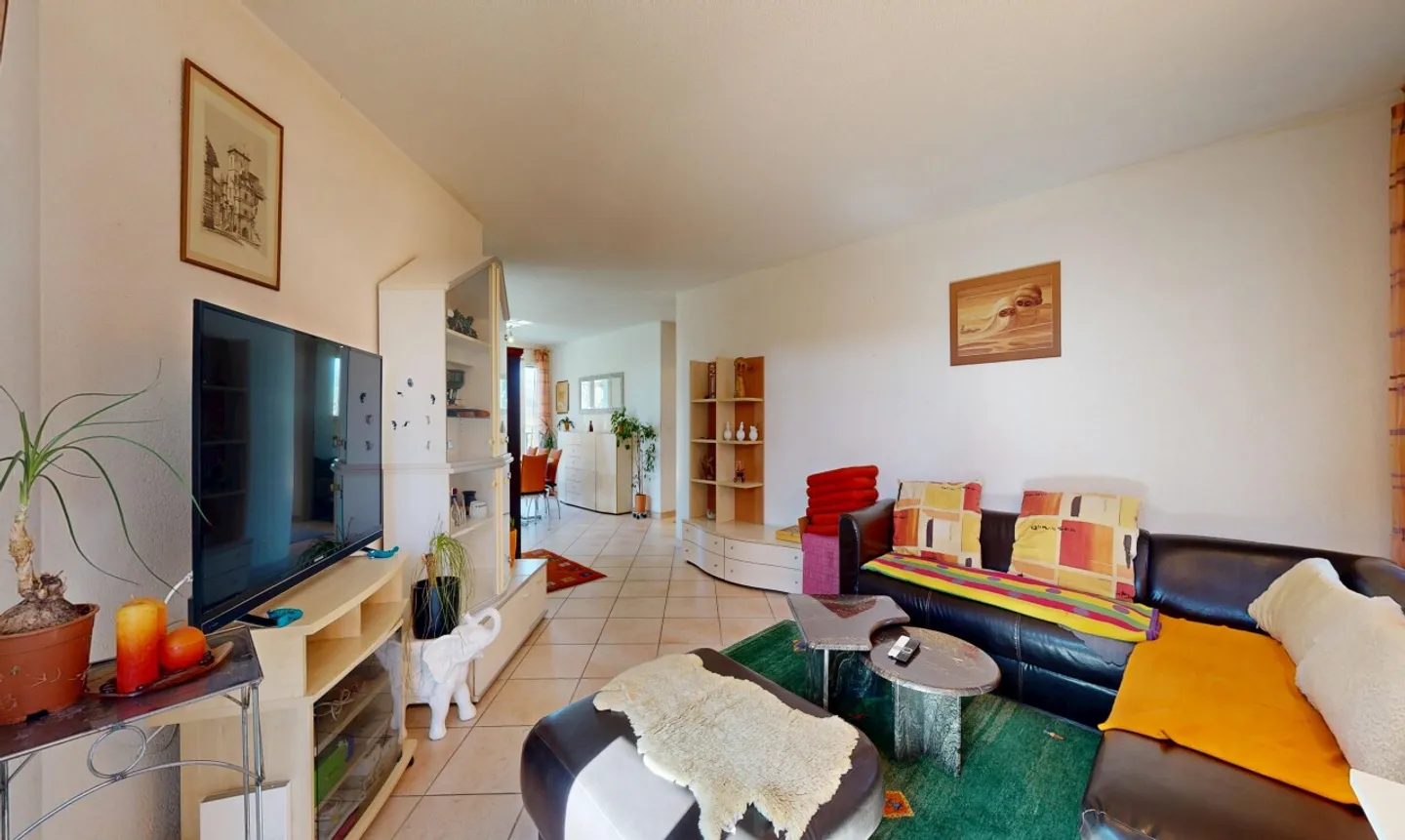 Spacious Home for the Whole Family - Photo 2 of 11